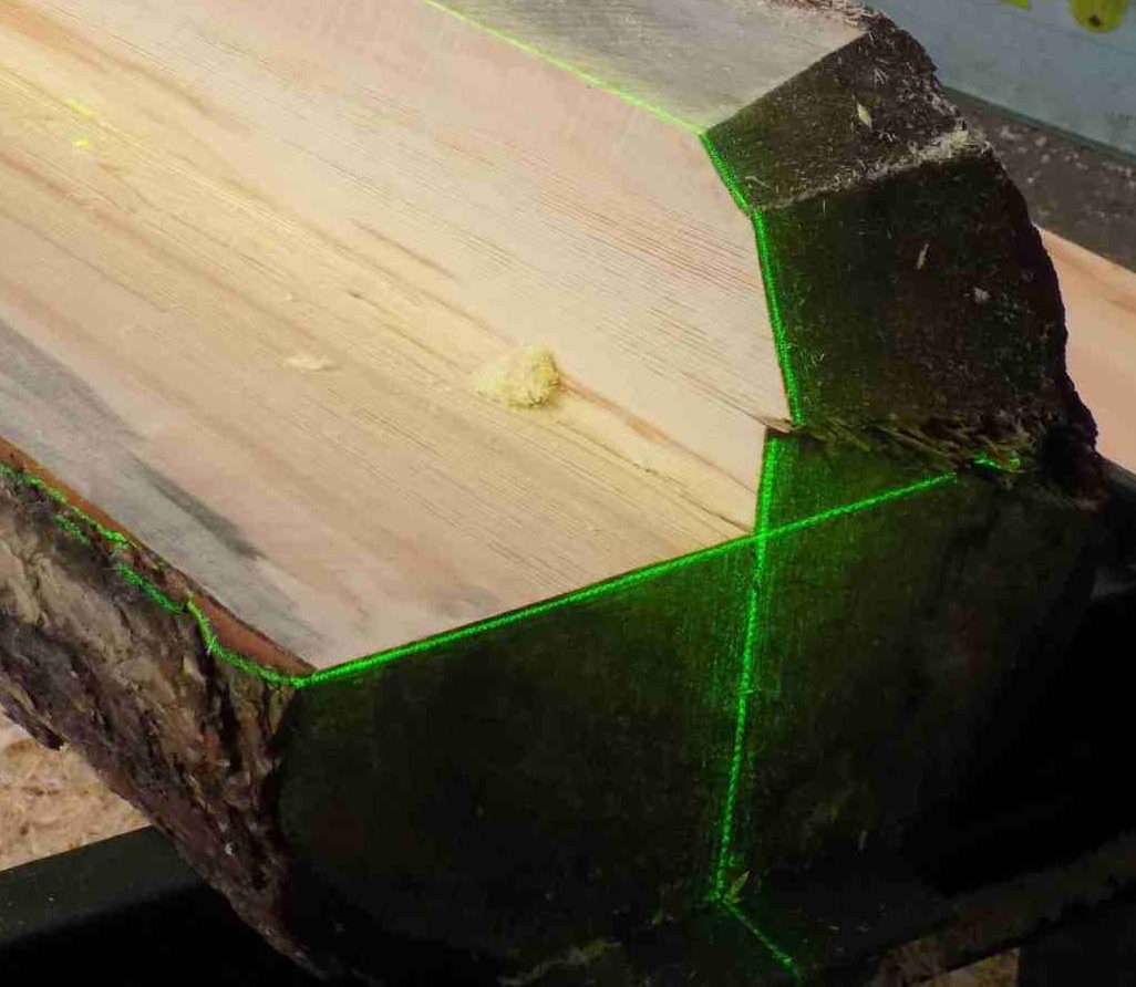 Duo-550 sawmill lasers in work